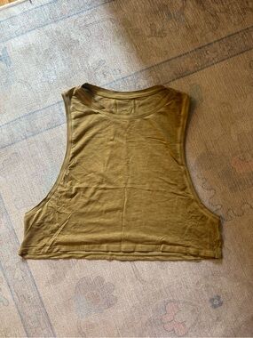 Lululemon cropped muscle tank